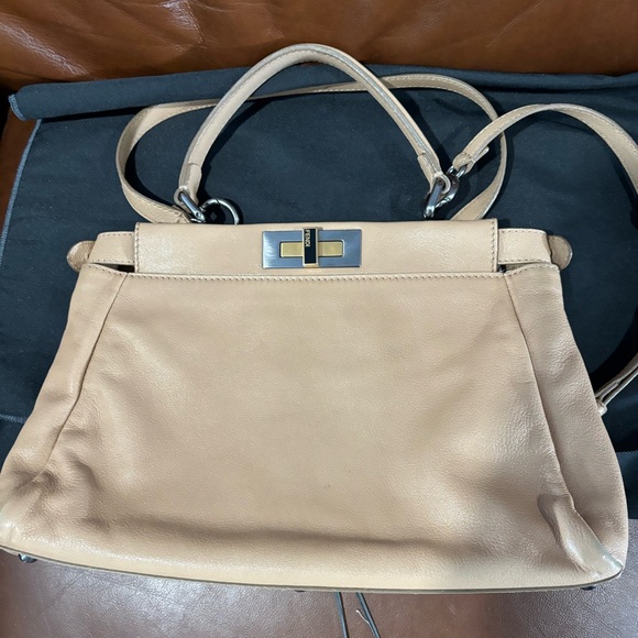 Fendi Peekaboo Medium Handbag with Strap & Dustbag - Picture 8 of 16